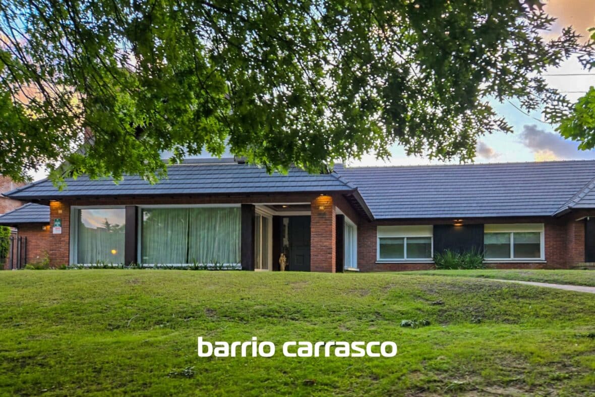 Jardines de Carrasco